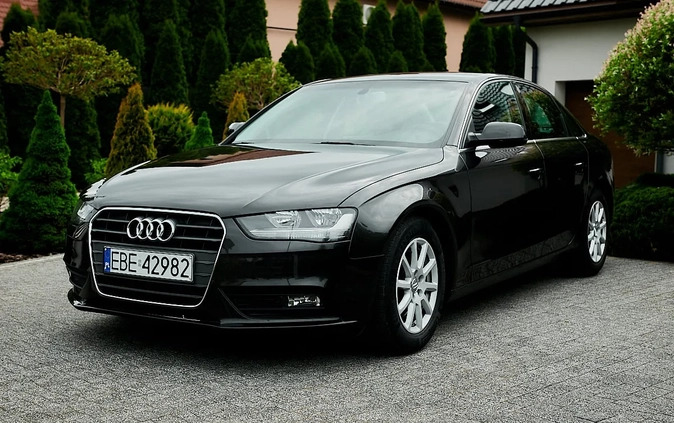 Audi A4 cena 49900 przebieg: 190000, rok produkcji 2013 z Bełchatów małe 137